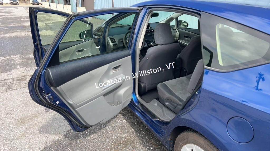 2012 Toyota Prius v Two I4, 1.8L