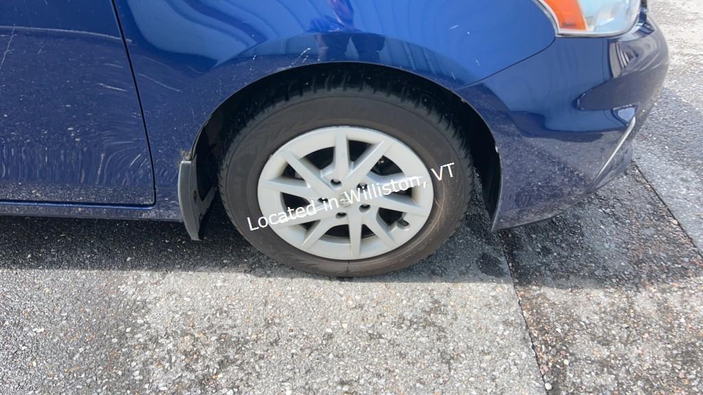2012 Toyota Prius v Two I4, 1.8L