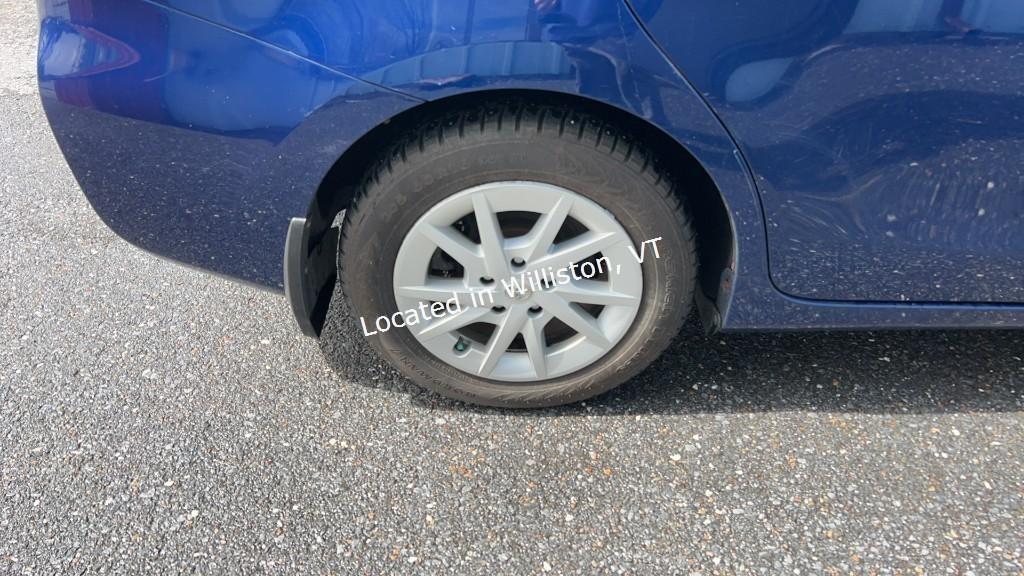 2012 Toyota Prius v Two I4, 1.8L