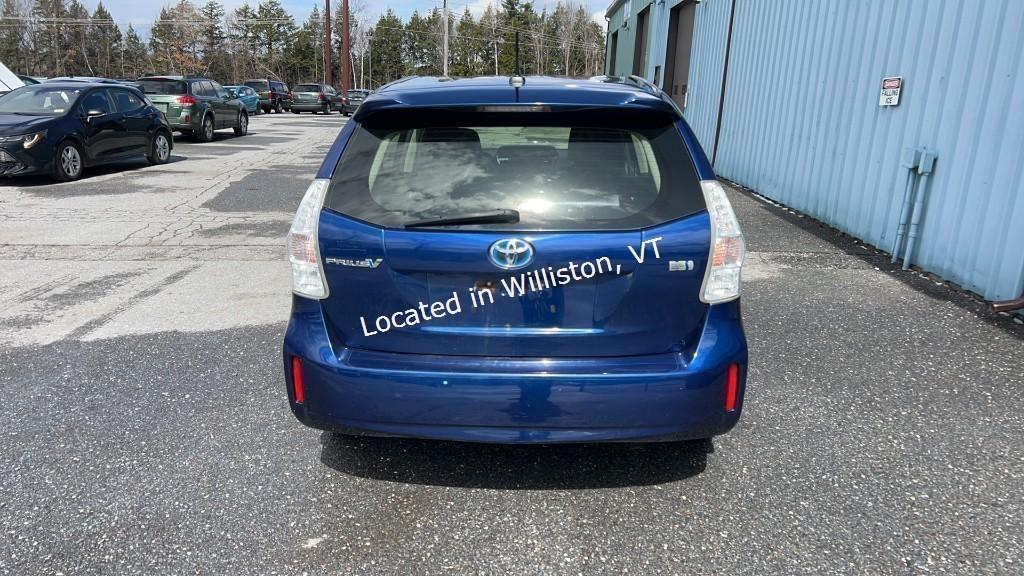 2012 Toyota Prius v Two I4, 1.8L