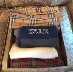 (7+/-) Scarves