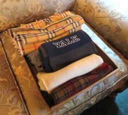 (7+/-) Scarves