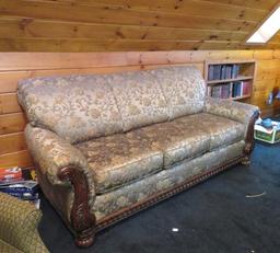 Benchcraft 3-Cushion Couch