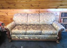 Benchcraft 3-Cushion Couch