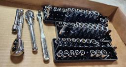 (70+/-) 1/4" Sockets & Drives