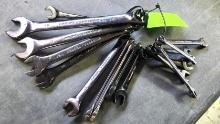 (13) Husky & Other Metric Combination Wrenches