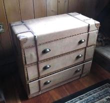 Chest Style Side Cabinet 3-Drawer Trunk