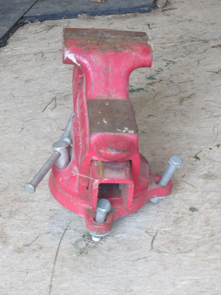 Craftsman Swivel Bench Vise