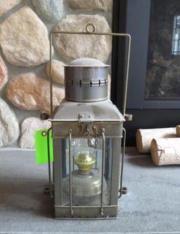 Great Brass Kerosene Lantern w/ Bale & Side Hangers