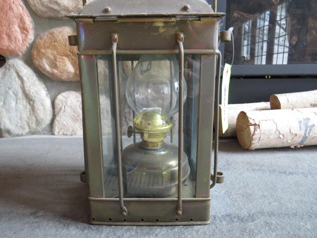 Great Brass Kerosene Lantern w/ Bale & Side Hangers