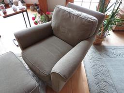 Rowe Furniture Chair & Ottoman