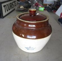 Blue Crown Stoneware #3 Bean Pot