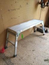 Werner Aluminum Platform Stand
