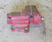Craftsmans Table Top Swivel Vise