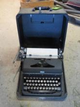 Royal Vintage Typewriter
