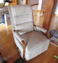 Recliner/Rocking Chair