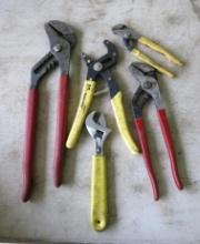 (11) Asst. Pliers incl. Channellocks
