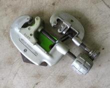 Ridgid No. 20 Pipe Cutter & Small Pipe Cutter