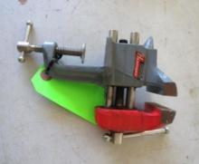 Stanley Handyman 2 1/2" Clamp Vise