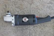 Black & Decker 7074 7" Angle Grinder
