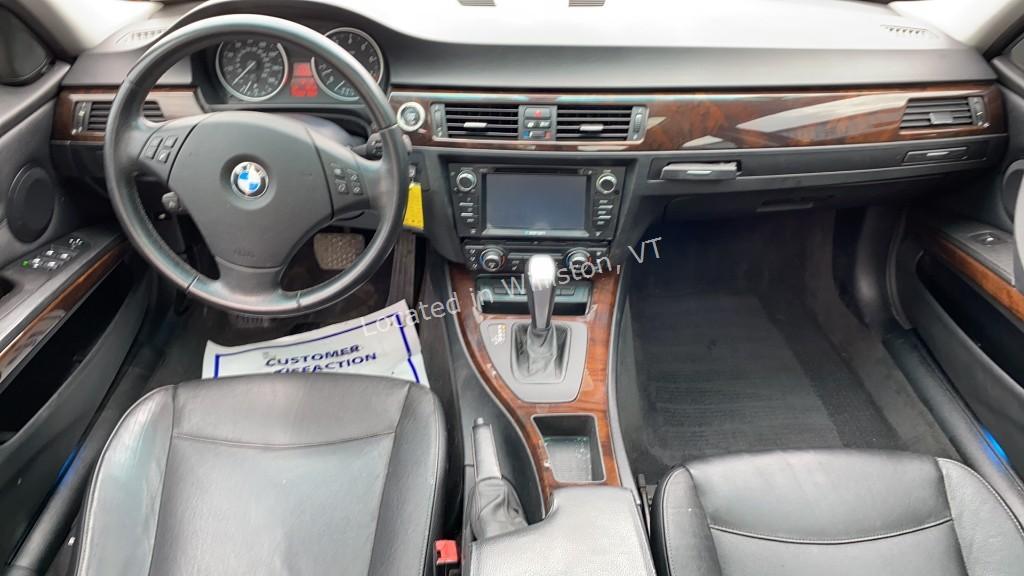 2011 BMW 3 Series 328i xDri I6, 3