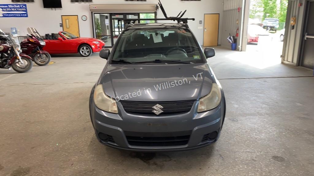 2009 Suzuki SX4 Crossover Base I4, 2