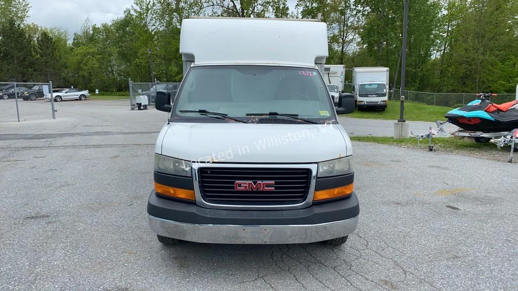 2014 GMC Savana 3500 V8, 6