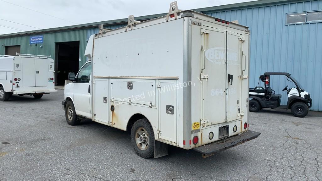 2014 GMC Savana 3500 V8, 6