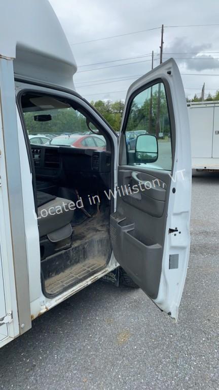 2014 GMC Savana 3500 V8, 6