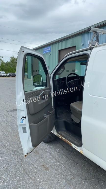 2016 GMC Savana 2500 V8, 4.8