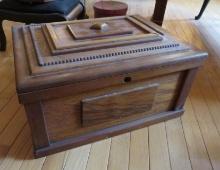 Wood Maple Chest