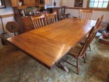 Wood 2-Leaf Maple Dining Room Table w/Chairs