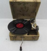 Windup Child's Record Player "Duet"