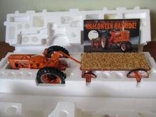 Franklin Mint Harvest Hollow Farms Farmall H Tractor