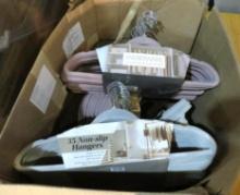 (300+) Non-Slip Coat Hangers