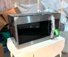 Frigidaire 1,000w Above Stove Microwave