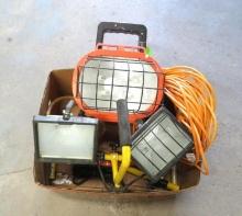 (2) Work Lights & Extension Cord