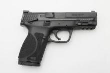 Smith & Wesson M&P9 Semi-Automatic Pistol