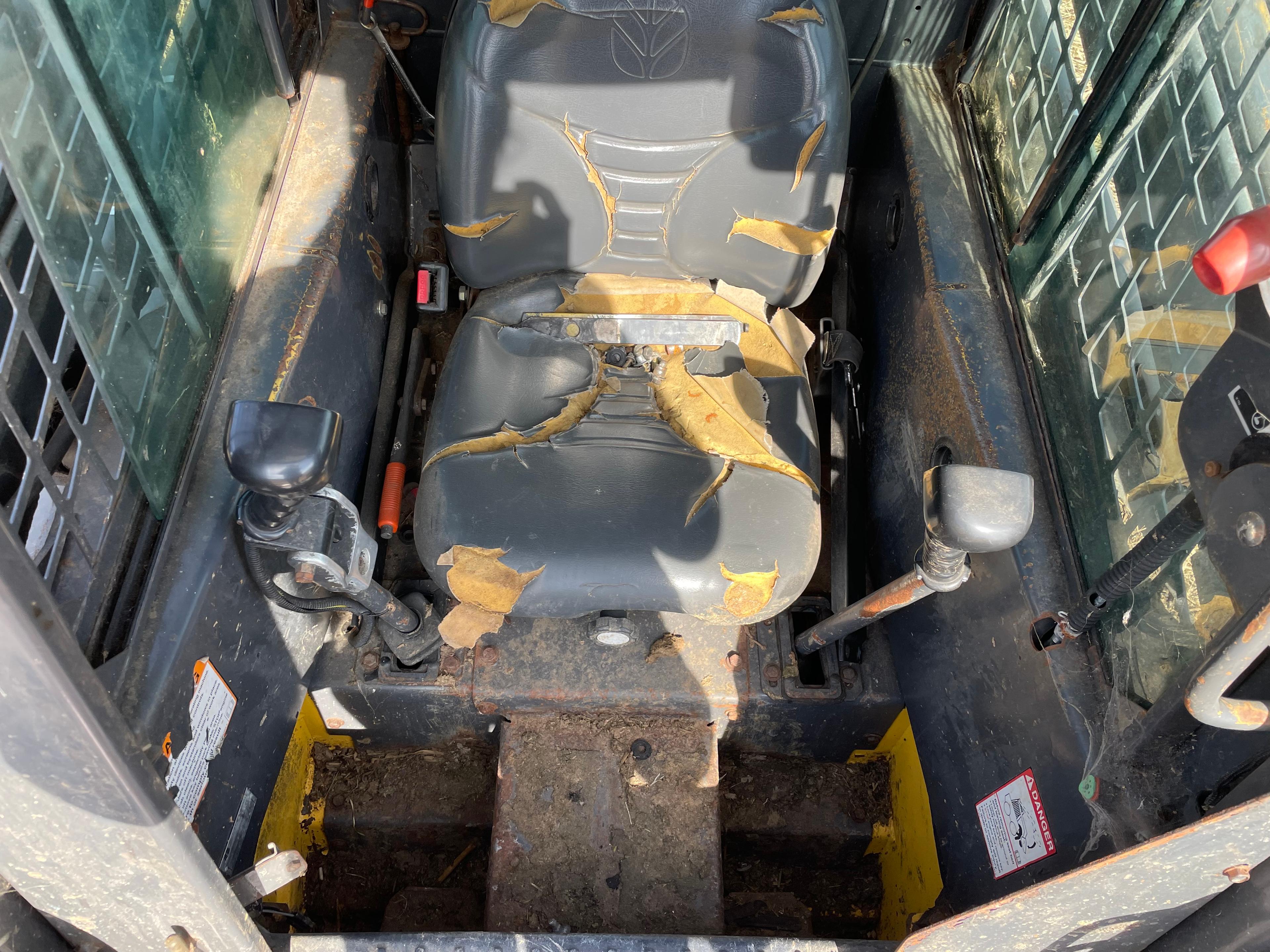 New Holland LS160