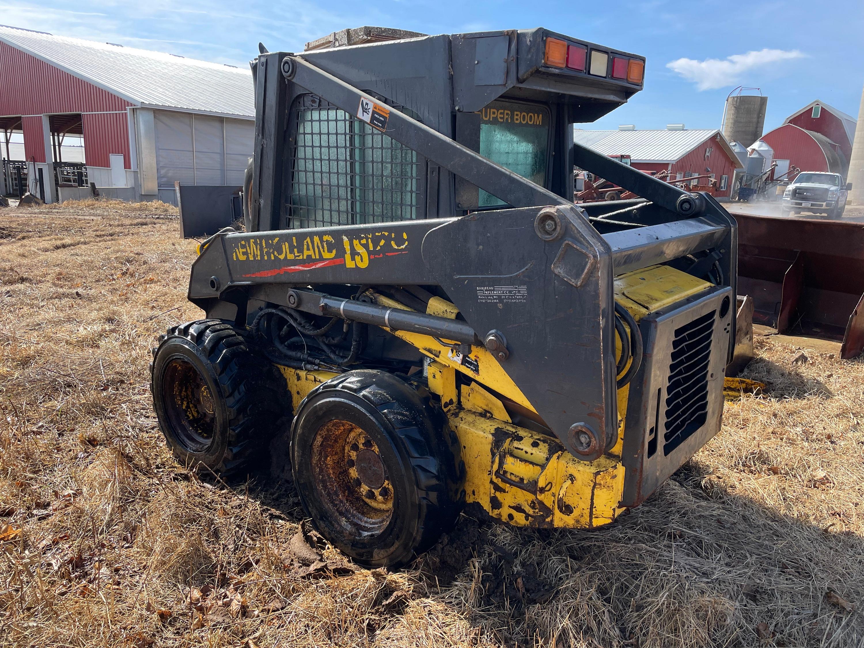New Holland LS170
