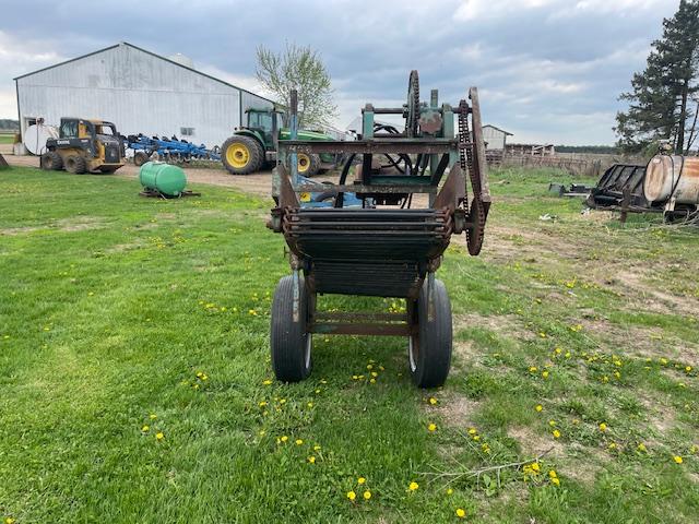 Lockwood 28"x14' Incline Conveyor