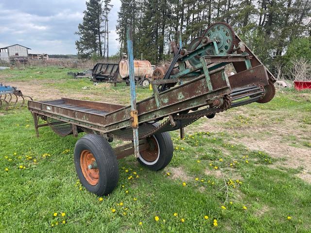Lockwood 28"x14' Incline Conveyor