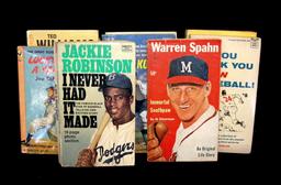 (11) 1950-1970's Sports Reference Books Lucky To Be A Yankee Joe Dimaggio B