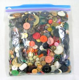 3 Pound Bag of Mixed Vintage & Newer Buttons