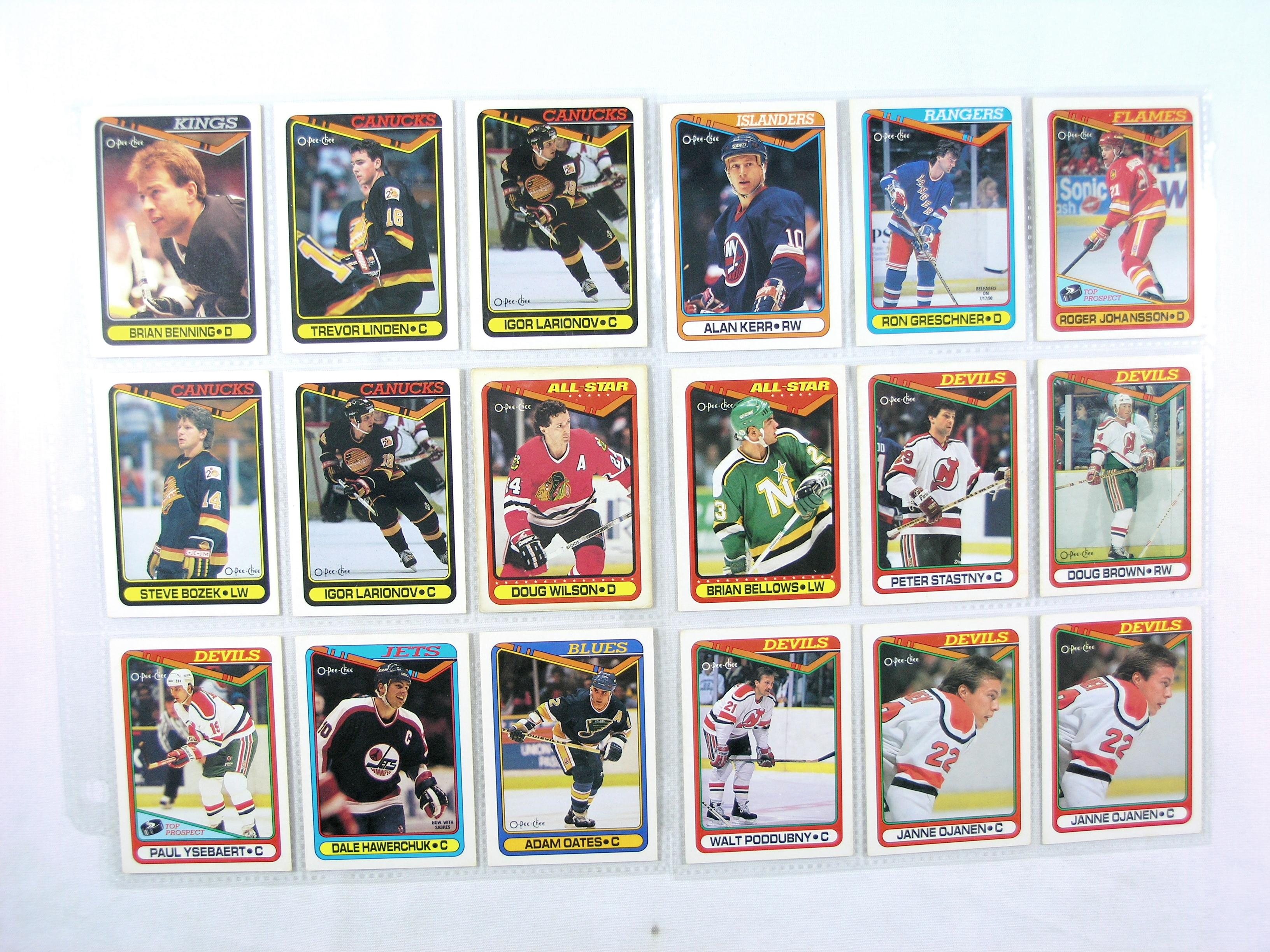(123) 1990s O-Pee-Chee Hockey Cards. NM-Mint Conditions
