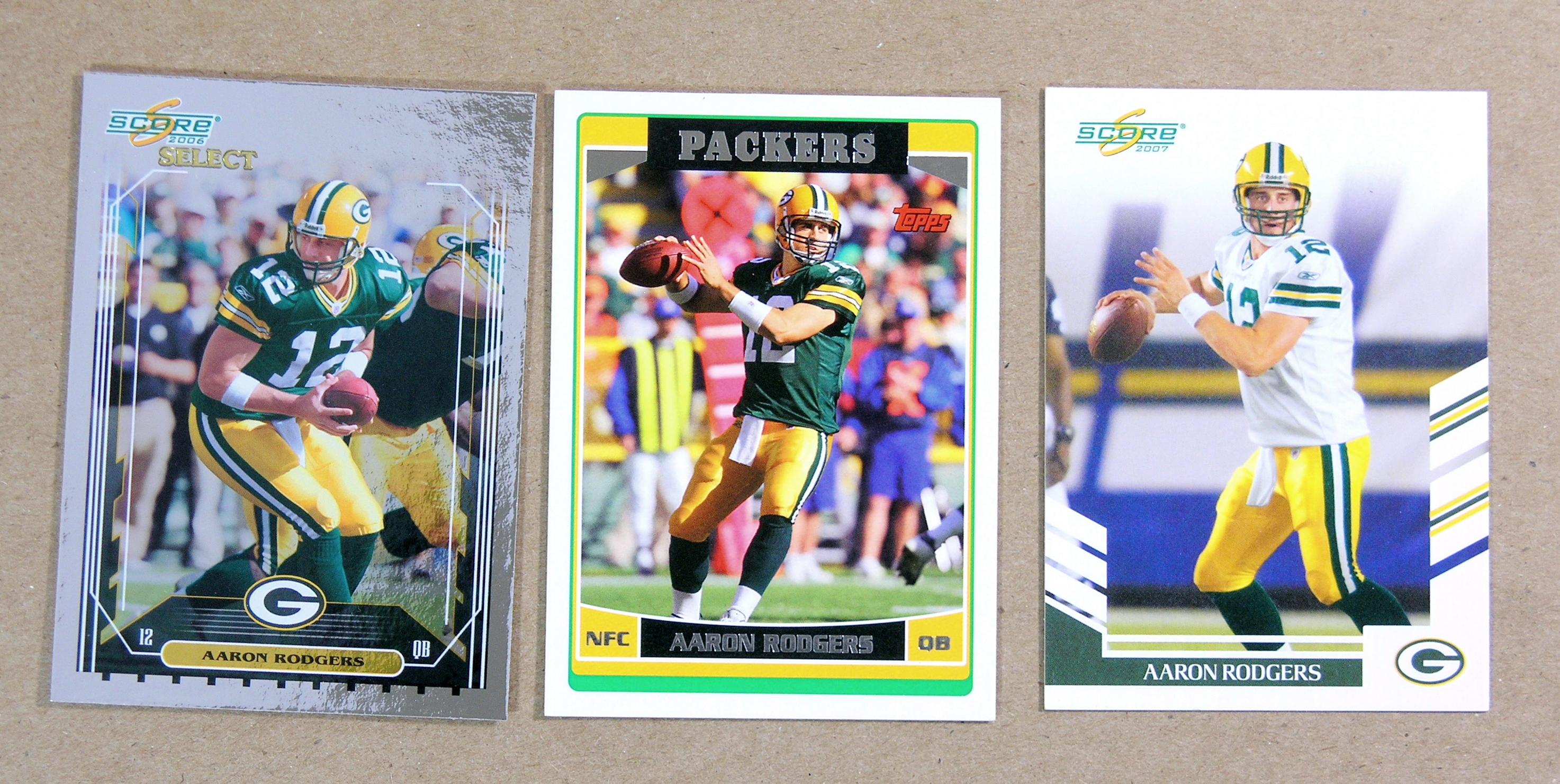 (5) 2006 (2nd Year) Aaron Rodgers Football Cards