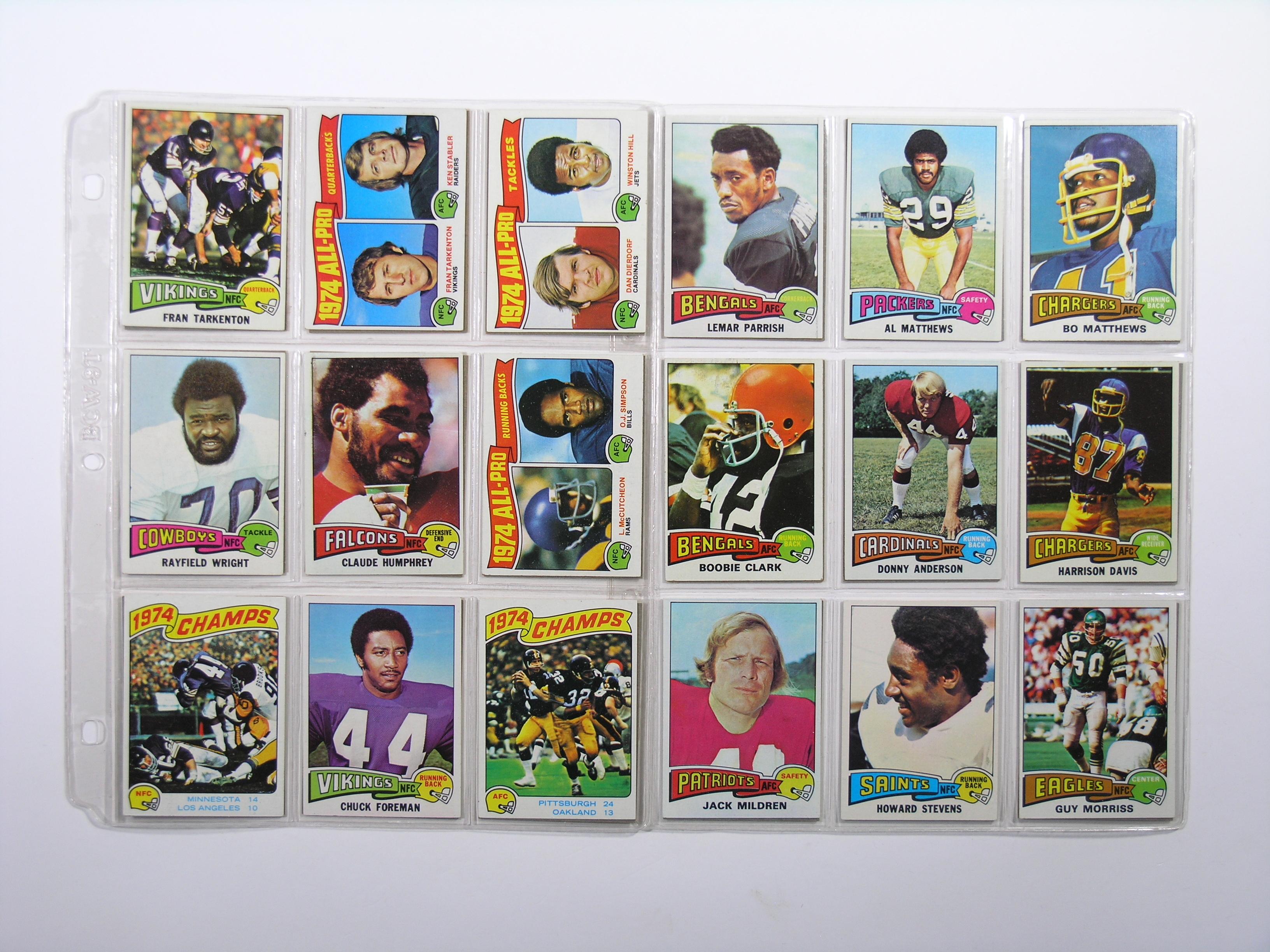 (225) 1975 Topps Football Cards VG/EX to EX Conditions