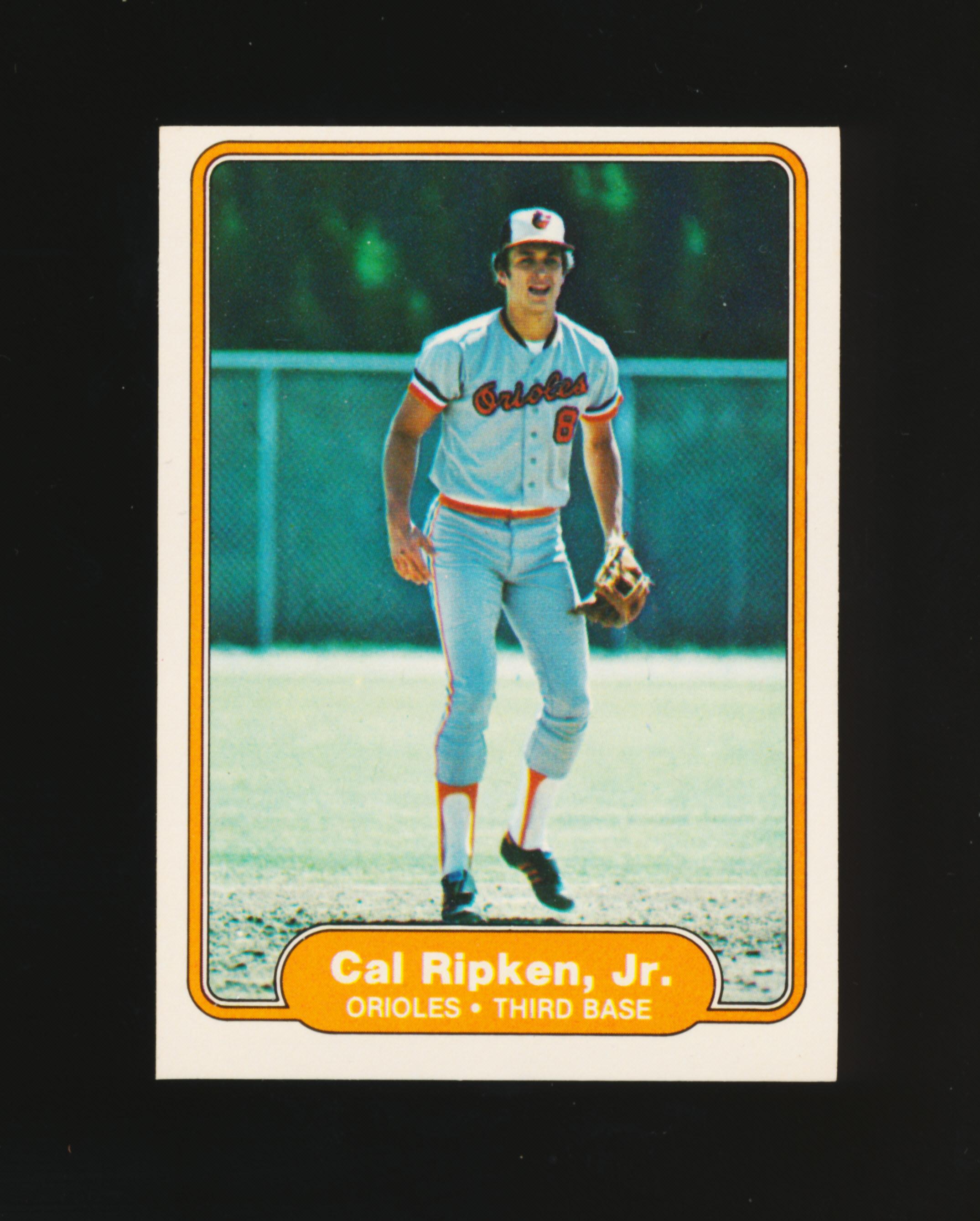 1982 Fleer ROOKIE Baseball Card #176 Rookie Hall of Famer Cal Ripken Jr Bal