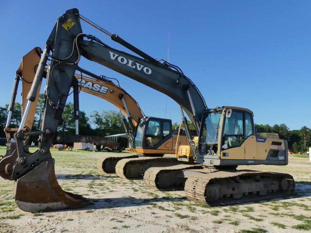 Volvo EC220 DL