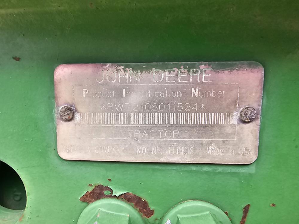 John Deere 7210